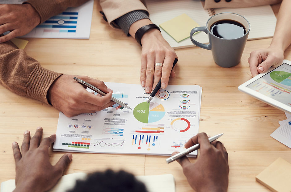SHIPIT Logistics senior ocean freight procurement team conducting strategic planning
